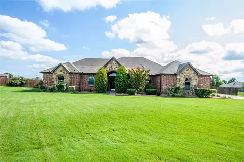 127 Loycie Cir, Waxahachie, TX 75165
