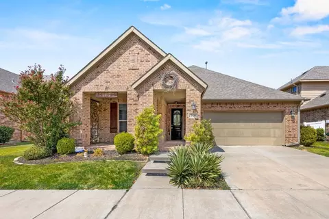 909 Dogwood Trl, Savannah, TX 76227