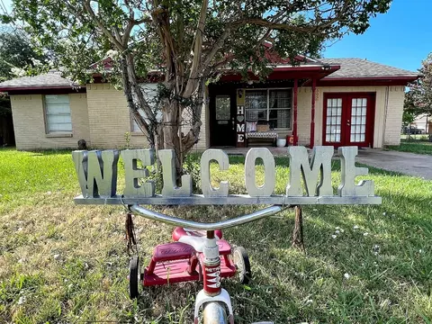 502 Charles Ln, Terrell, TX 75160