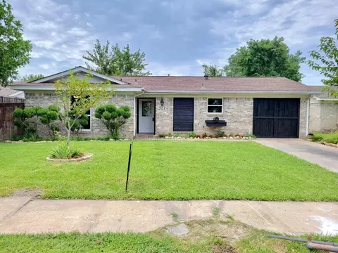 502 Bay Shore Dr, Garland, TX 75040