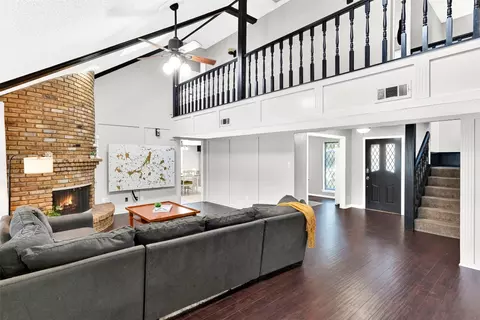 2212 Chamberlain Dr, Plano, TX 75023