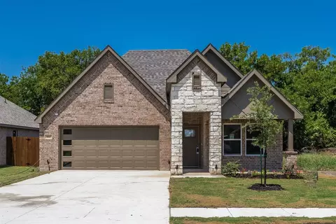 804 S Adelaide St, Terrell, TX 75160