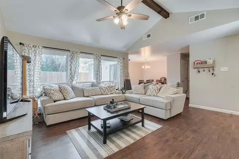 2114 Greencove Dr, Arlington, TX 76012