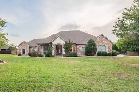 4421 Monroe Dr, Midlothian, TX 76065