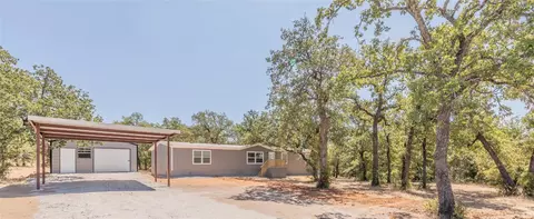 1301 Oak Country Estates Rd, Weatherford, TX 76085