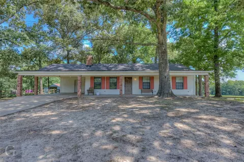 453 Britnell Rd, Coushatta, LA 71019