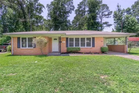 410 6th St SE, Springhill, LA 71075