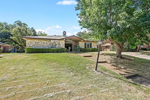 6233 Trail Lake Dr, Fort Worth, TX 76133
