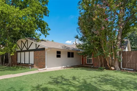 2909 Laurel Ln, Plano, TX 75074