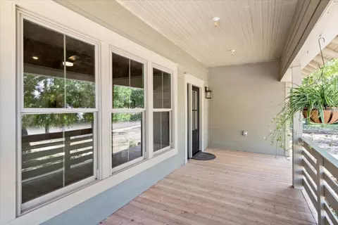 716 W 4th St, Mcgregor, TX 76657 photo 5