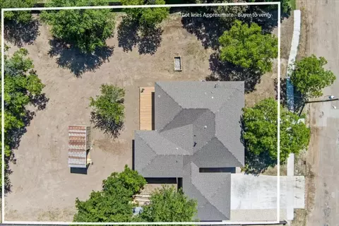 716 W 4th St, Mcgregor, TX 76657 photo 36