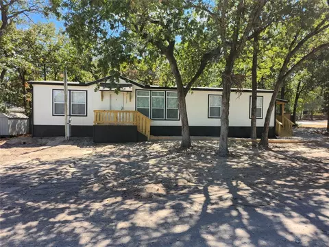 1772 Long Ave, Pelican Bay, TX 76020