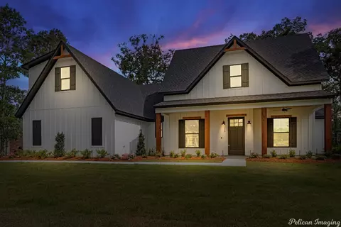 208 Ridge Dr, Stonewall, LA 71078