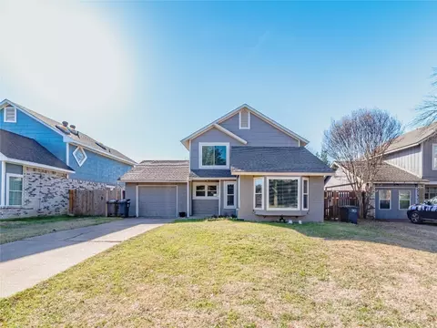 4636 Bracken Dr, Fort Worth, TX 76137