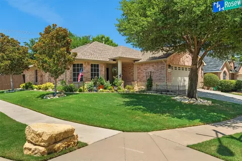 6901 Dream Dust Dr, North Richland Hills, TX 76180