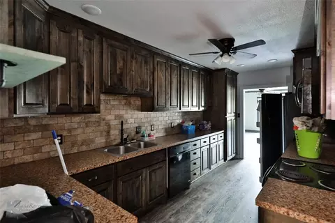 300 N 2nd St, Haskell, TX 79521 photo 18