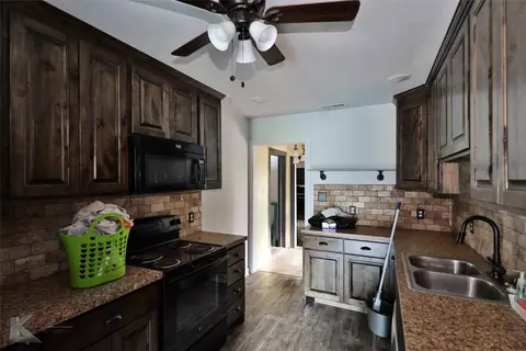 300 N 2nd St, Haskell, TX 79521 photo 17