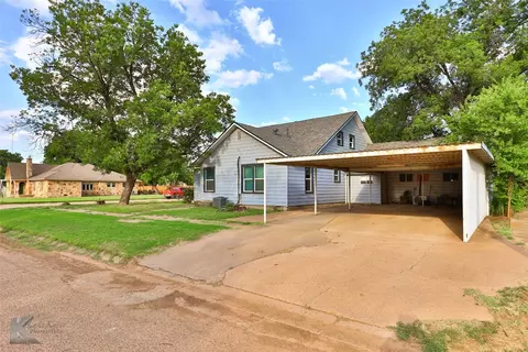 300 N 2nd St, Haskell, TX 79521 photo 4