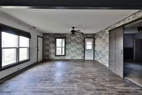 300 N 2nd St, Haskell, TX 79521 photo 10