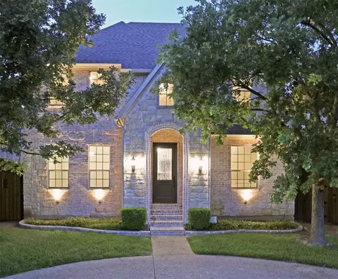 4040 Lovers Ln, University Park, TX 75225