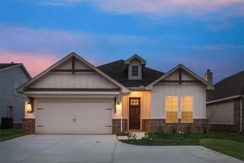 505 Smith Rd, Springtown, TX 76082