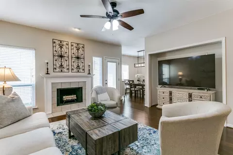 8438 Barnaby St, Dallas, TX 75243