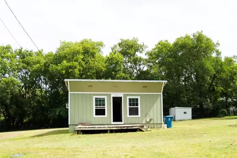 202 W Tarrant, Cumby, TX 75433