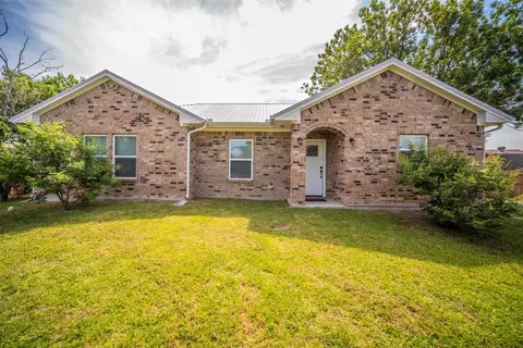 113 Joy Ln, Palmer, TX 75152