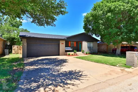 3674 Varsity Ln, Abilene, TX 79602