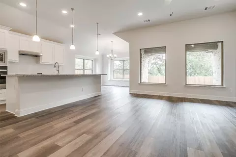 417 Elyse Rd, Keene, TX 76059 photo 7