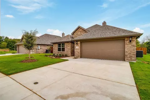 417 Elyse Rd, Keene, TX 76059 photo 3