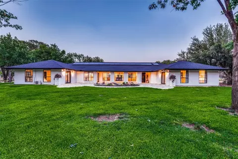 300 N Gibbons Rd, Argyle, TX 76226