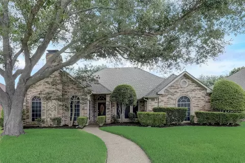 2560 Bluebonnet Dr, Richardson, TX 75082