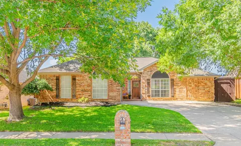 724 Saddleback Ln, Flower Mound, TX 75028