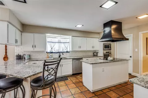 703 Cherry St, Sanger, TX 76266 photo 11