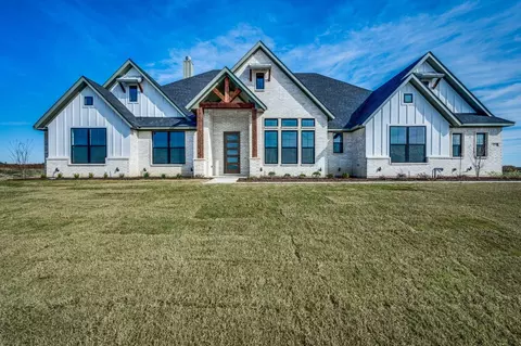 6250 La Paz Ranch Rd, Midlothian, TX 76065