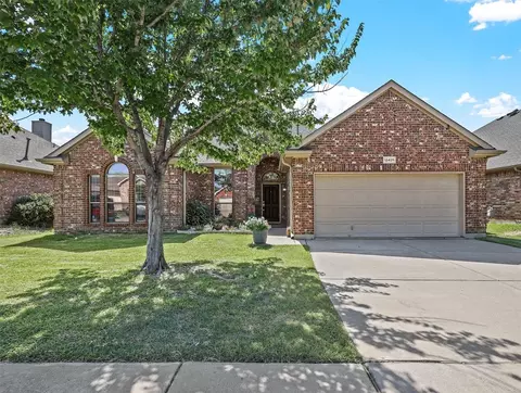 12425 Grey Twig Dr, Fort Worth, TX 76244