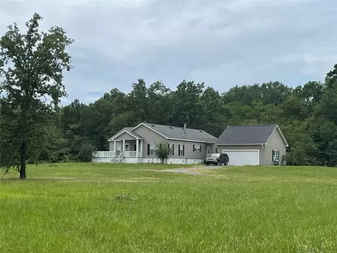 9560 Owens Rd, Oil City, LA 71061