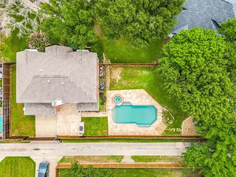 149 Windham Cir, Coppell, TX 75019 photo 2