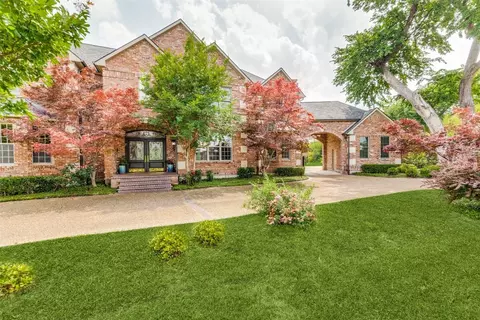 4530 N Lindhurst Ave, Dallas, TX 75229