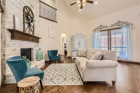 6045 Bee Balm Dr, Fort Worth, TX 76123