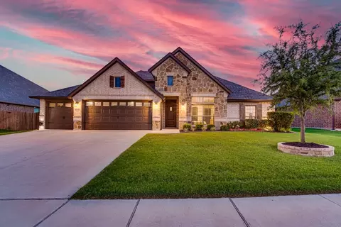 516 Bush Ave, Waxahachie, TX 75165