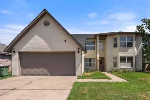 217 Miramar Dr, Arlington, TX 76002