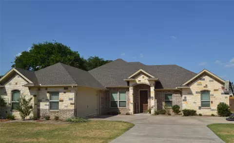 3101 Arrow Creek Dr, Granbury, TX 76049