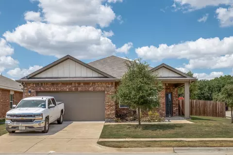 401 Starboard Dr, Crowley, TX 76036
