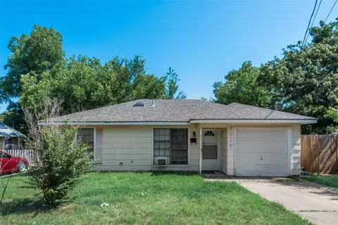 7017 Church St, Fort Worth, TX 76112