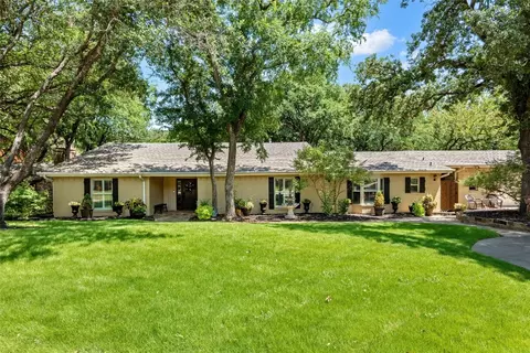 4810 Lloyd Ct, Flower Mound, TX 75028