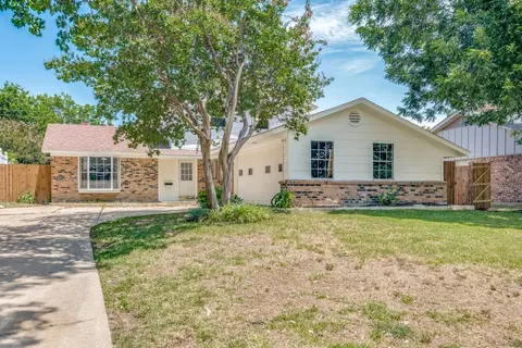 4728 Shands Dr, Mesquite, TX 75150