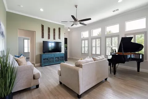 916 Streetside Ln, Argyle, TX 76226 photo 5
