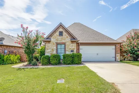 2716 Rex Cruse Dr, Sherman, TX 75092